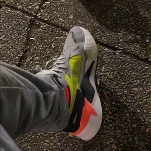 Meet your Posher, Abdul